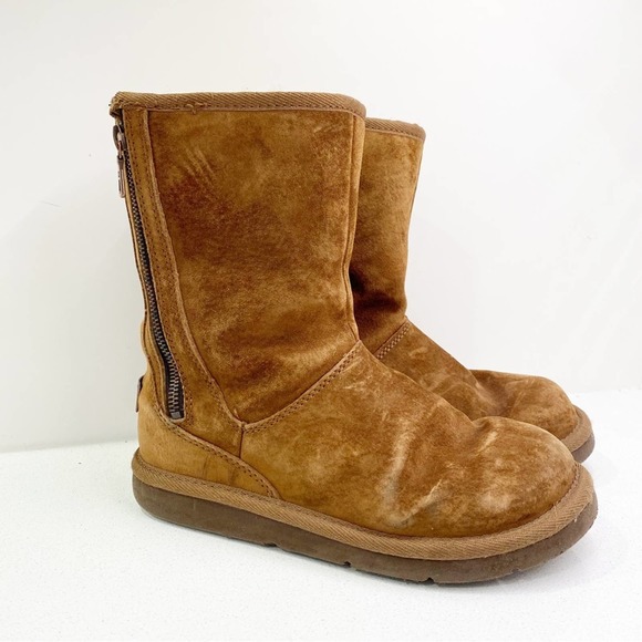 UGG Shoes - UGG Australia Suede Brown Tan Boots US 5
